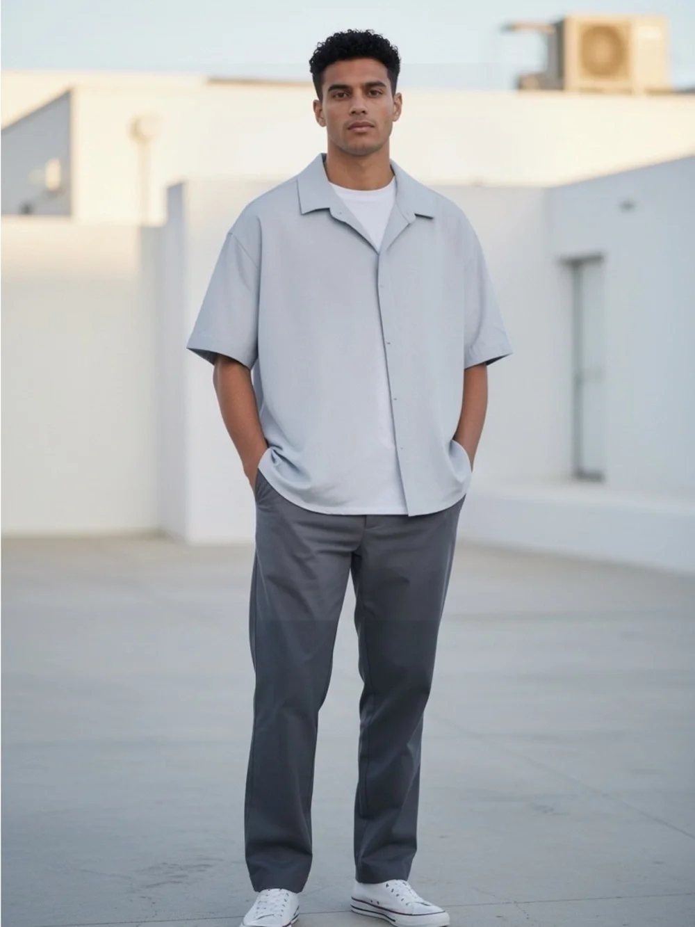 Men's Light Gray Short-Sleeve Casual Button-Down Shirt - Picture 1 of 9